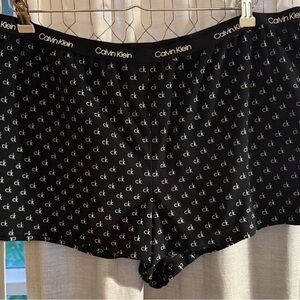 Calvin Klein Black and White Women's Pajama shorts